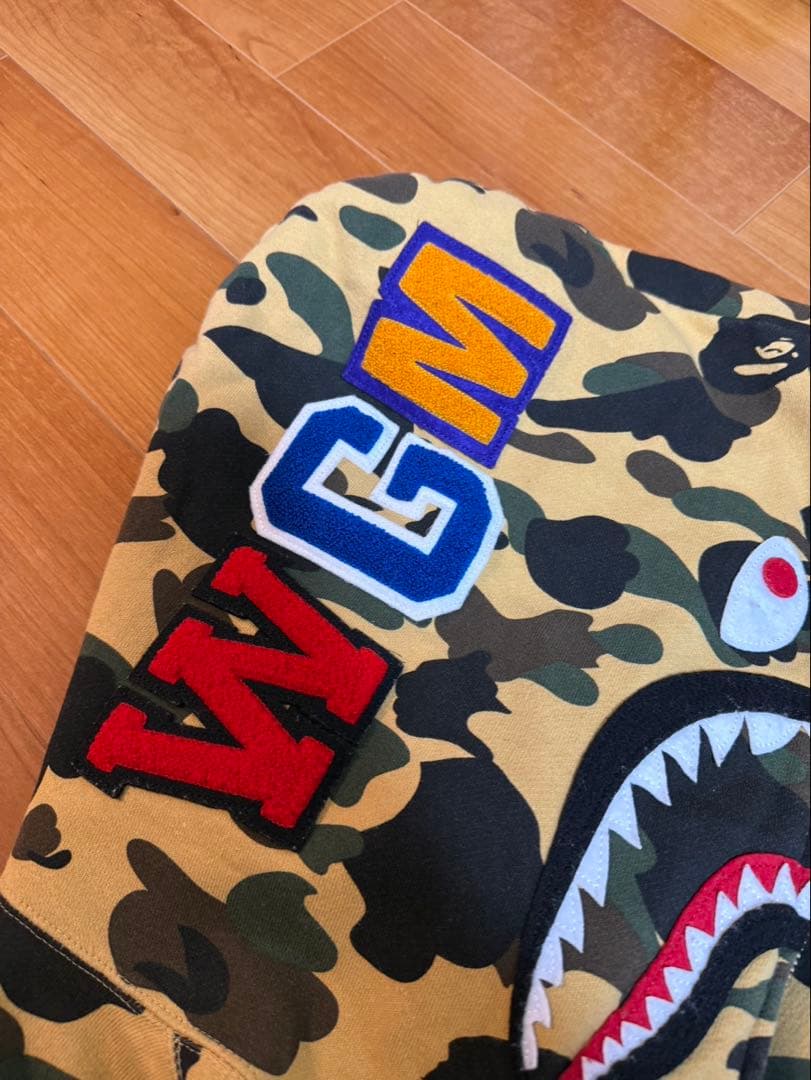 A BATHING APE シャークパーカー　2XL