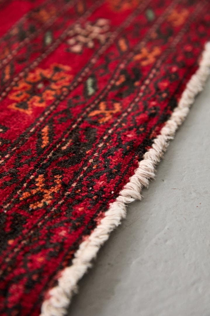 ヴィンテージラグ　トライバルラグ　トルクメン族　（203×126）赤　黒　茶　橙