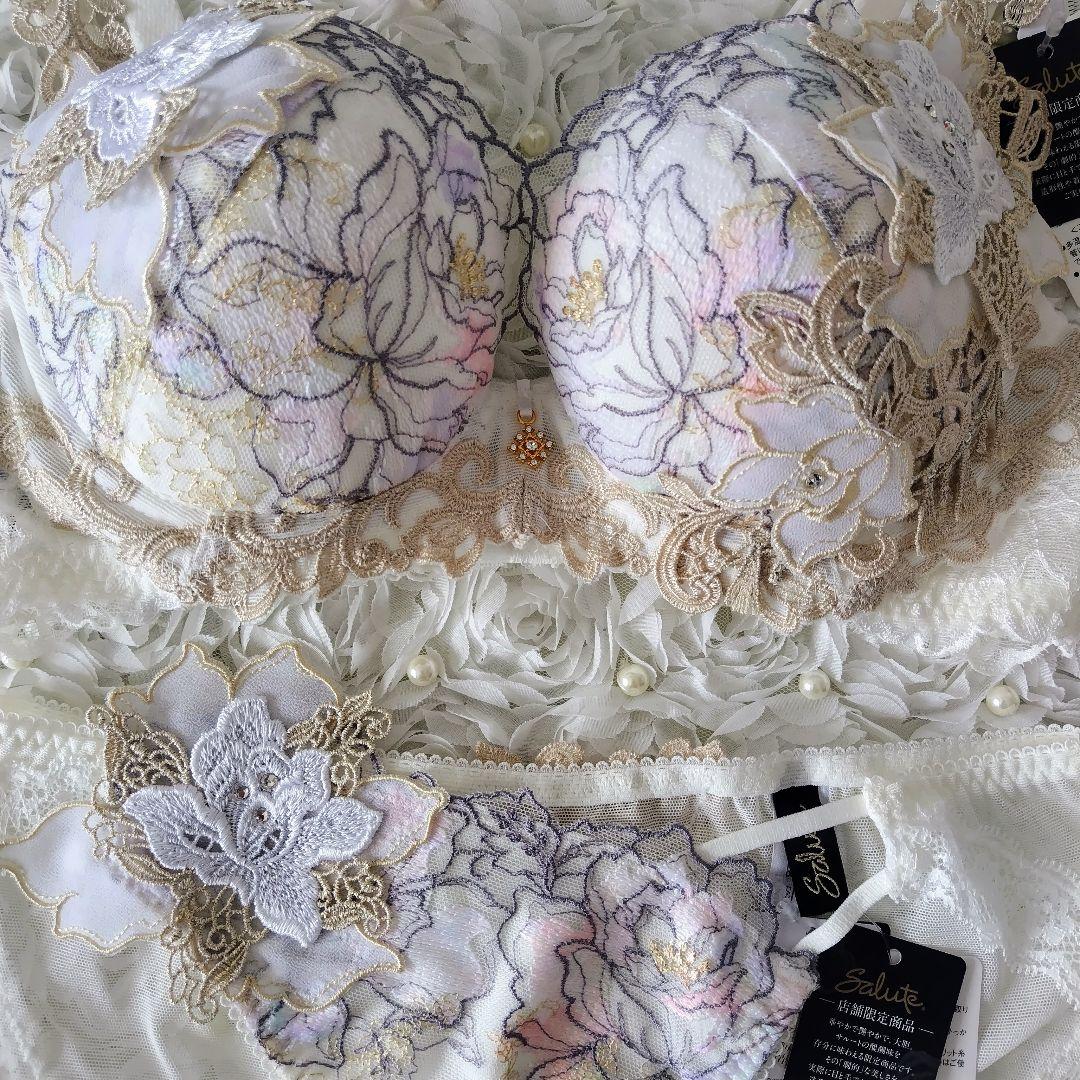 サルート♥店舗限定 39G アテナ D70 ノーマルM IV