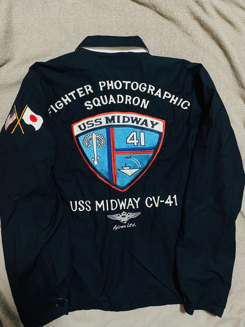 AVIREX 美品２面用 USAと日本 鷲 スカジャン サテン vintage