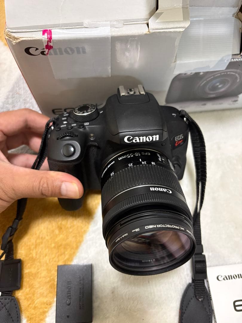 「美品」Canon EOS Kiss X9i デジタル一眼レフカメラ