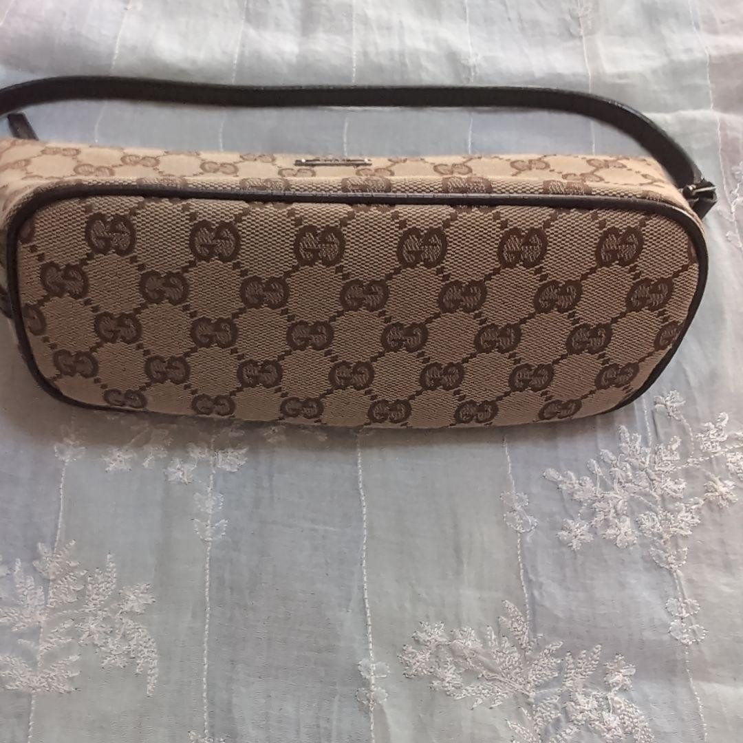 ✨GUCCI ✨GGパターンアクセサリーポーチ ベージュ/ブラウン