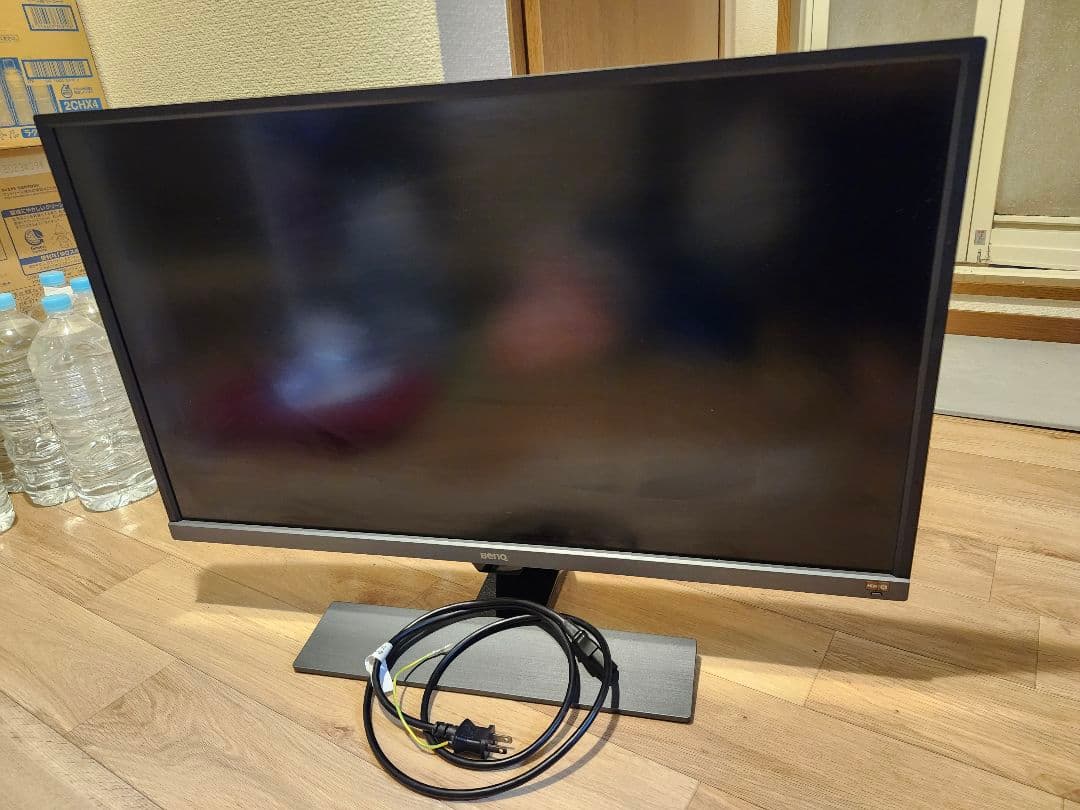 BENQ31.5 ゲームモニター 電源コンセント付き