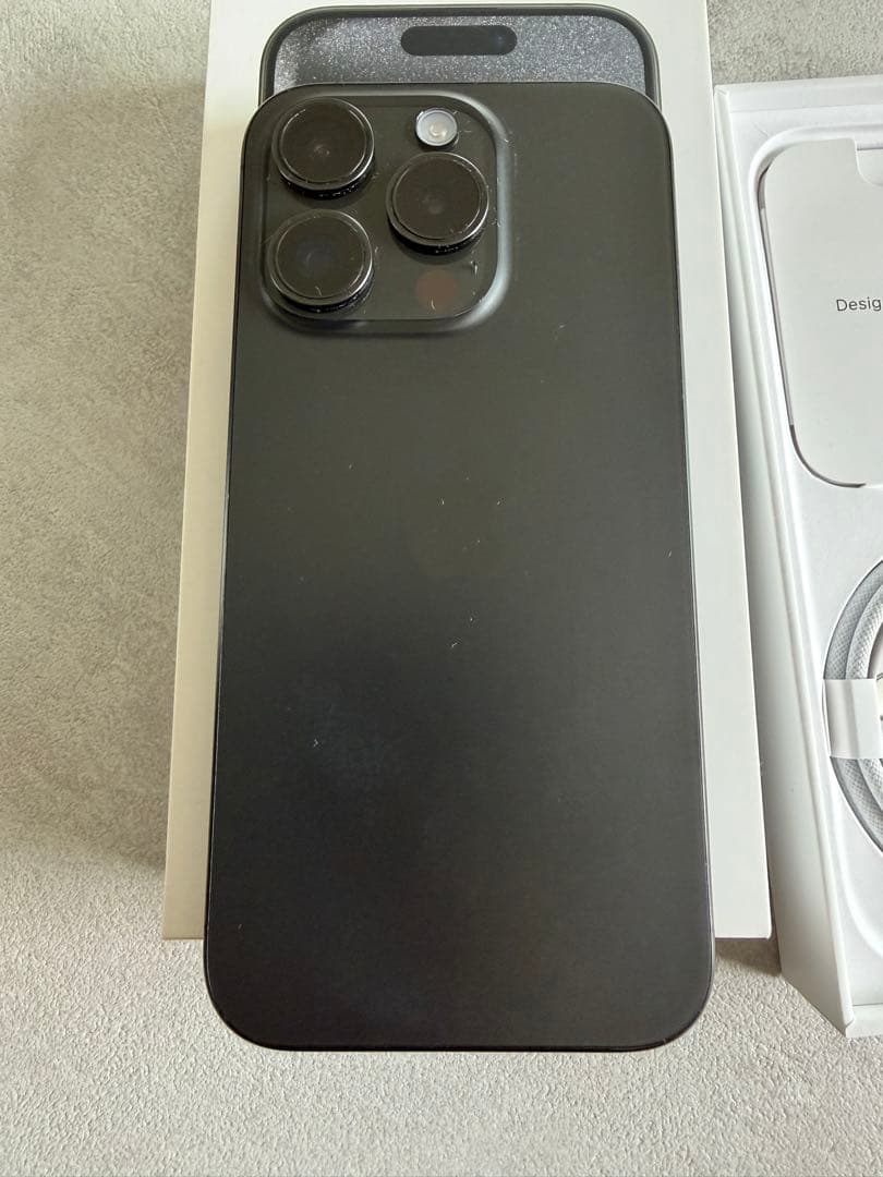 Apple iPhone 15 Pro スペースブラック 128GB 本体