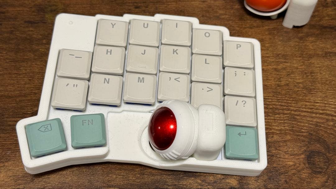 ワイヤレス分割キーボード　roBa ロープロファイル