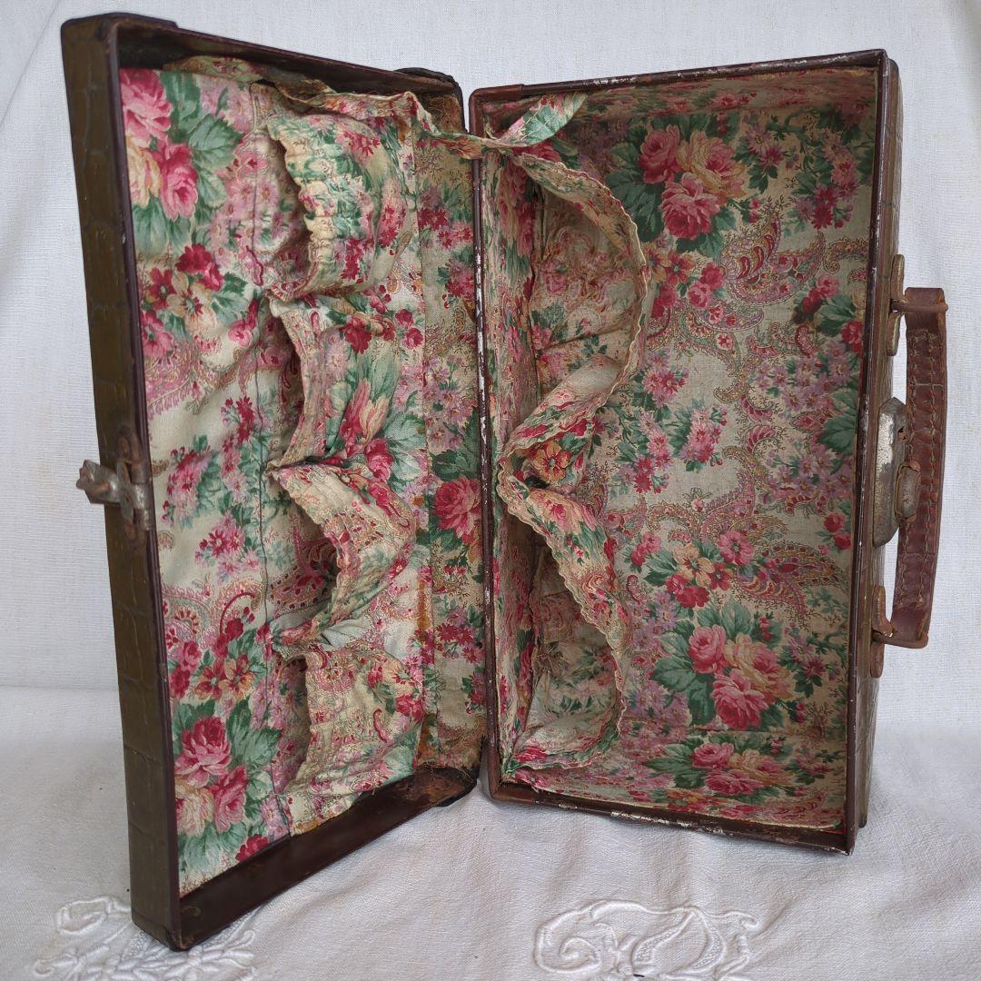 フランスアンティーク ミニトランク バラ