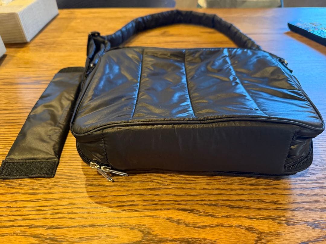 美品　calin カラン　キルティング　マザーズバッグ　マジックテープ