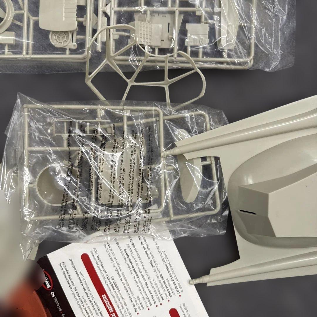 t*8様 現状品メビウス Proteus Submarine 1/32スケール