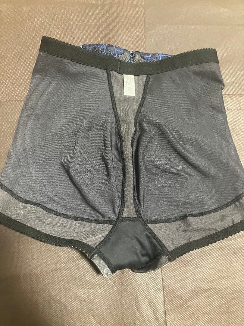 補正下着マルコ　カーヴィシャスカレス　ロングガードル　ショートガードル M64