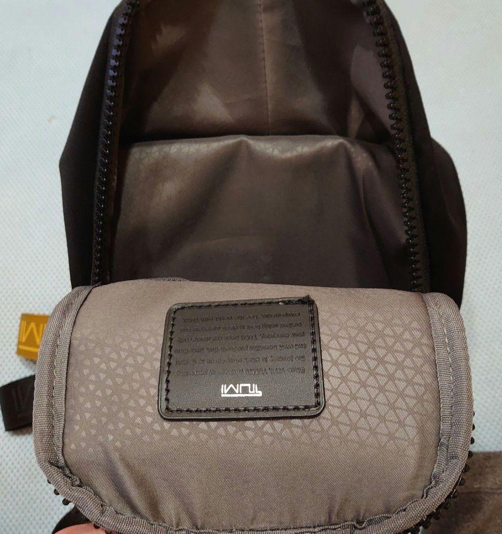 TUMI ボーズマン スリング