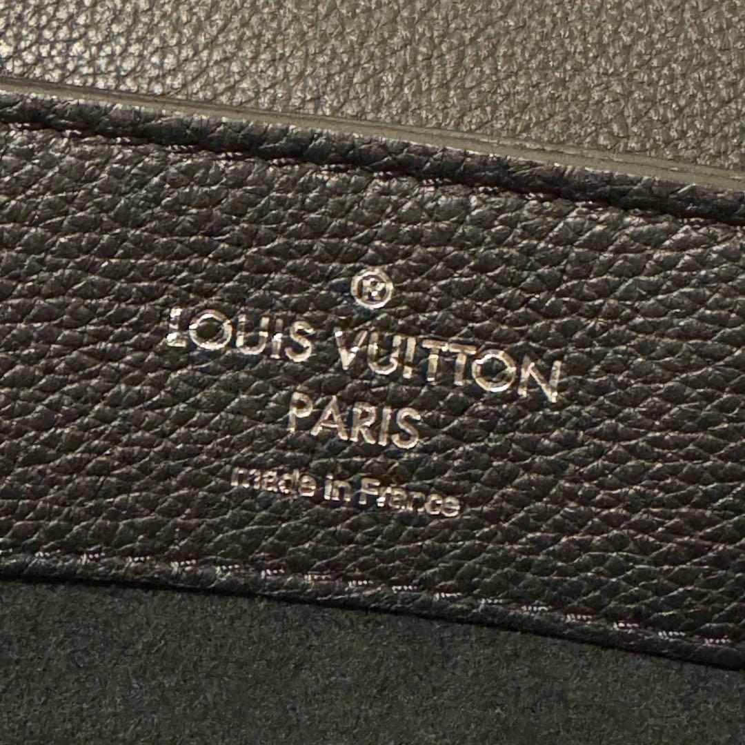 Louis Vuitton ルイヴィトン ロックミー ノワール バックパック