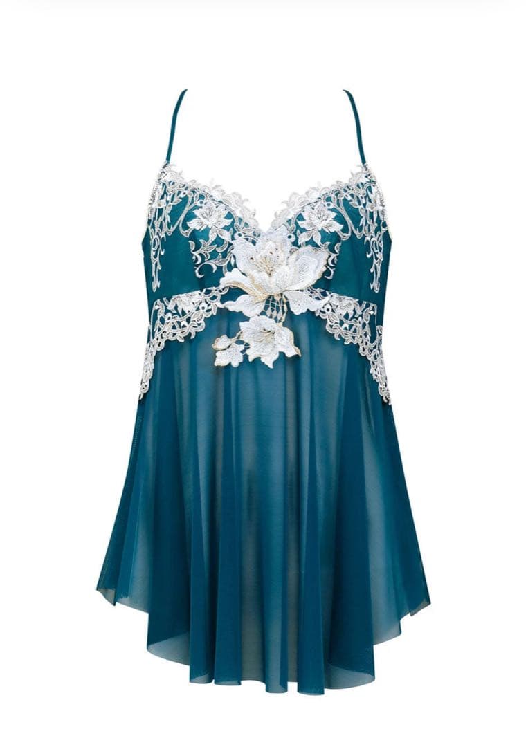 サルート　12G プレステージ　キャミソール　LL 完売品　新品・未使用