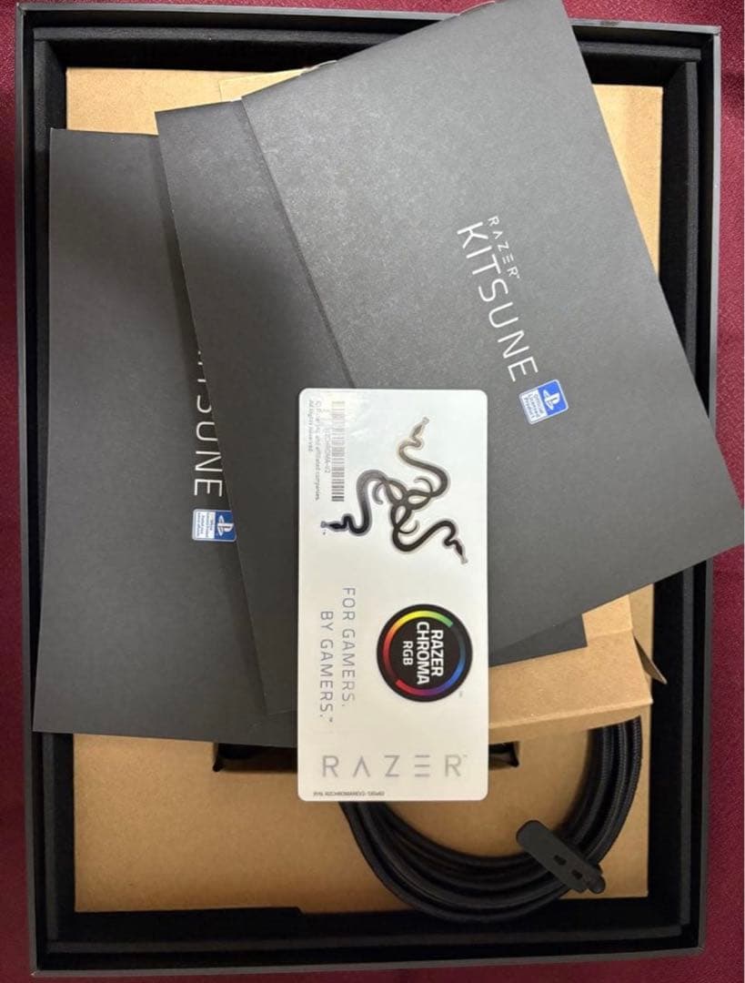 PC用ゲームコントローラー・コンバーター Razer Kitsune SF6 Fighters Edition Akuma