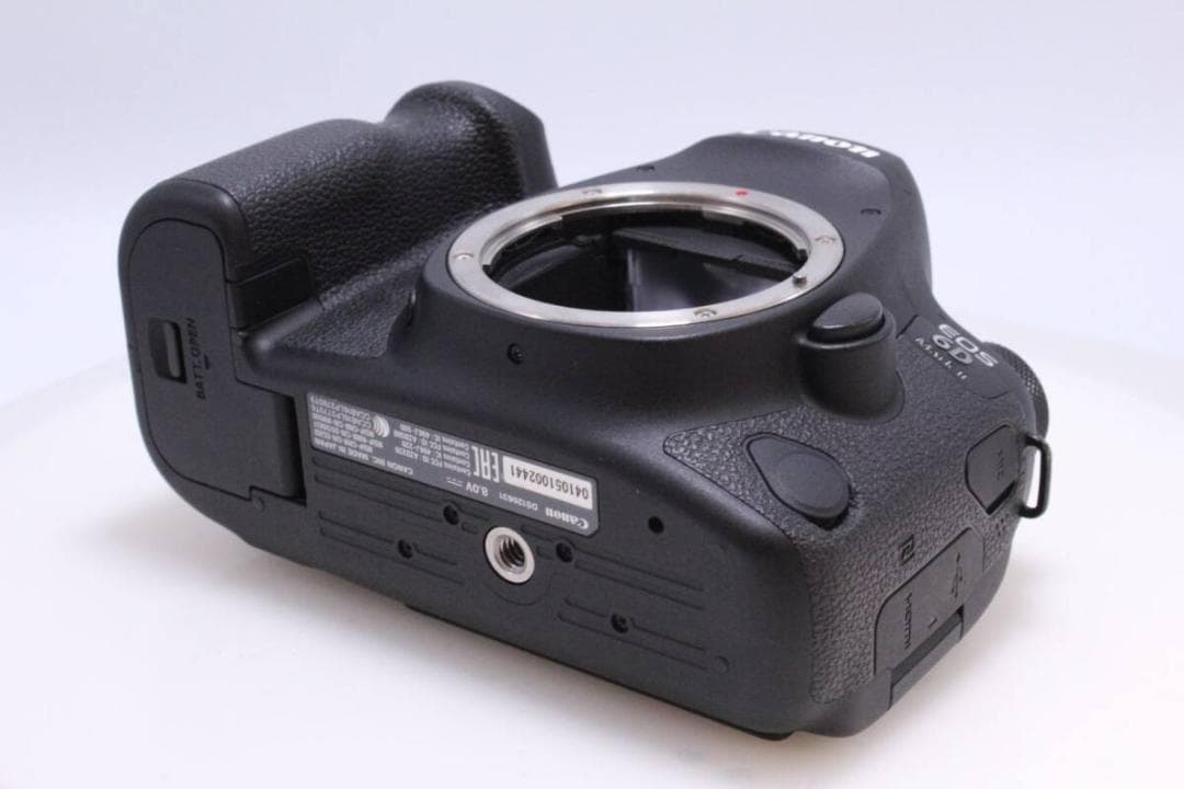 【極美品】Canon EOS 6D Mark II ボディー EOS6DMK2