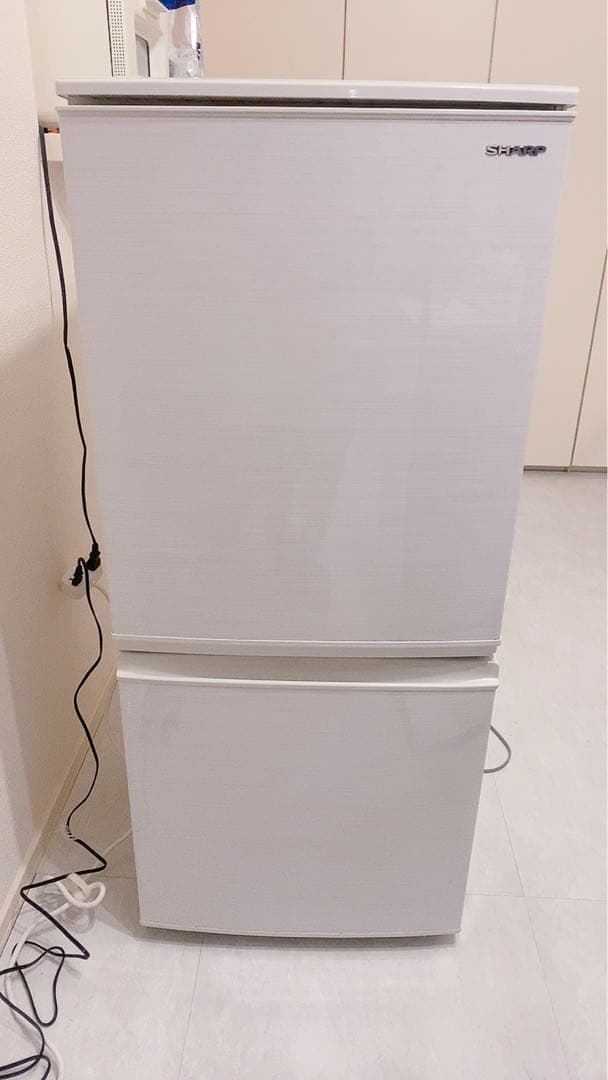シャープ SJ-D14F-W 137L 幅48cm