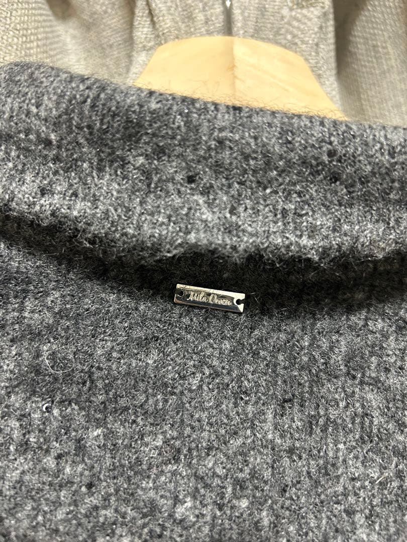 ミラオーウェン 衿付きペプラムニットプルオーバー グレー