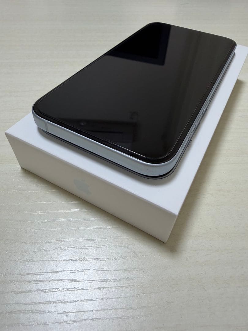 【美品】iPhone15Plus 256GB ブルー SIMフリー