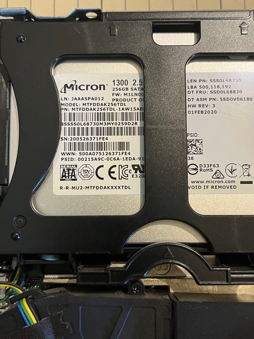 ThinkCentre Tiny m720q 10T8 Mini PC レノボ