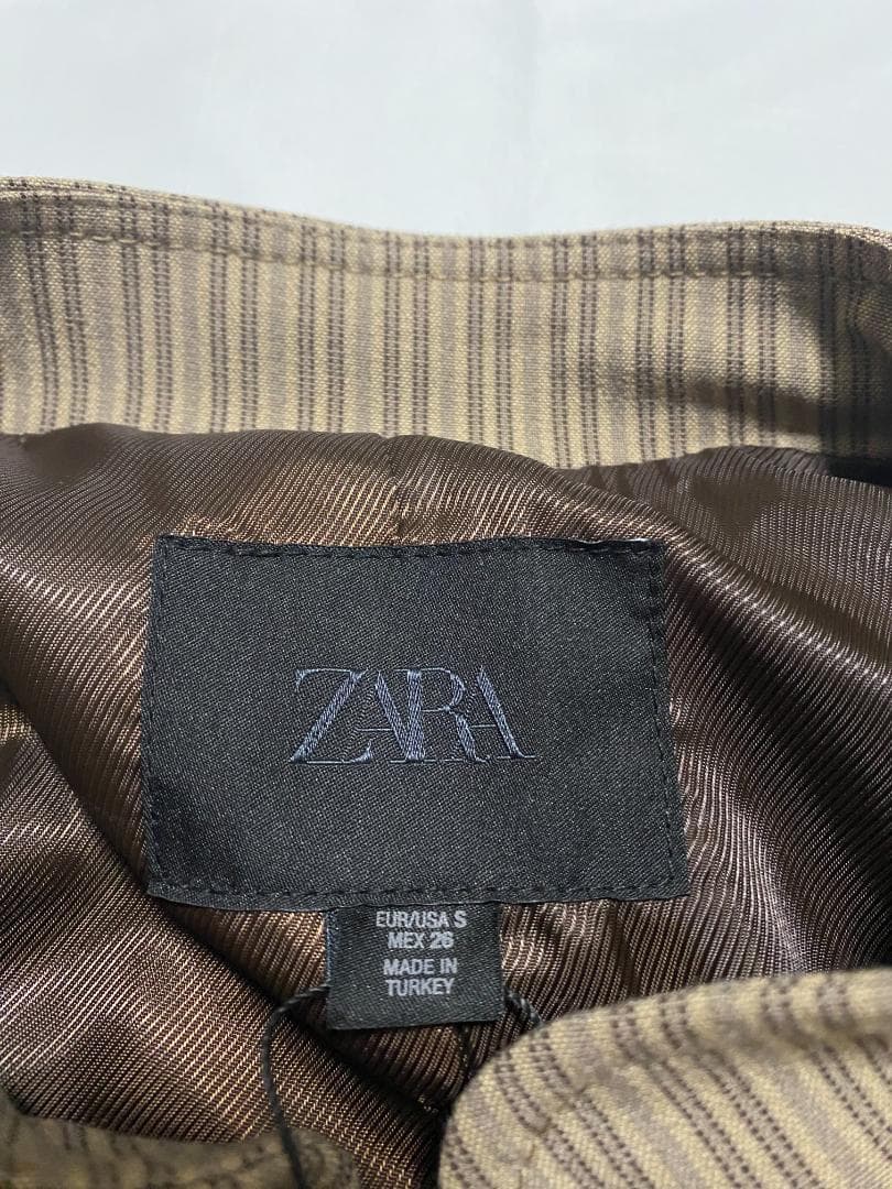 完売品 ZARA ストライプ柄フィットブレザー Sサイズ