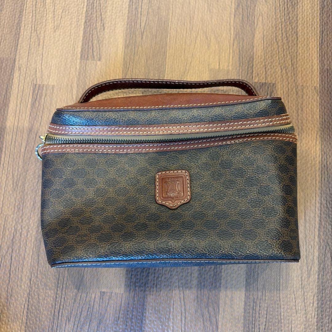 ジッパーポーチ　セリーヌ