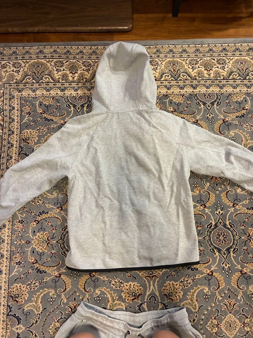 [最終価格早い者勝ち]NIKEテックフリース上M下XL上下セットグレー