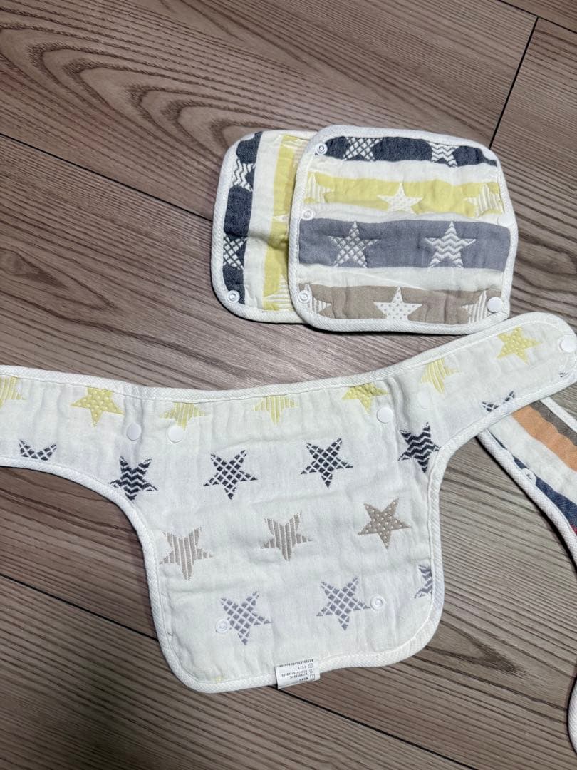 ドウエルゴベビー 抱っこひも　オムニブリーズ OMNI ポーチ付 日本限定