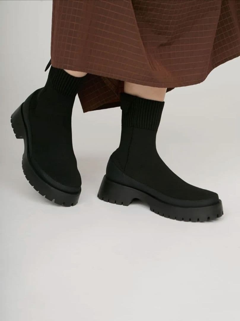 emmi ブラック eco ニットブーツ　24.5