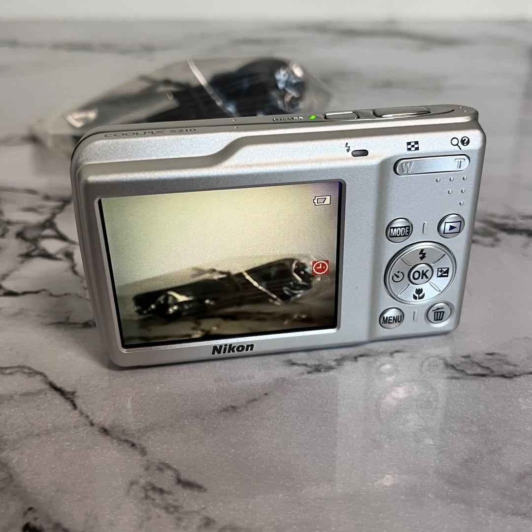 Nikon COOLPIX S210 動作確認済 コンデジ 中古