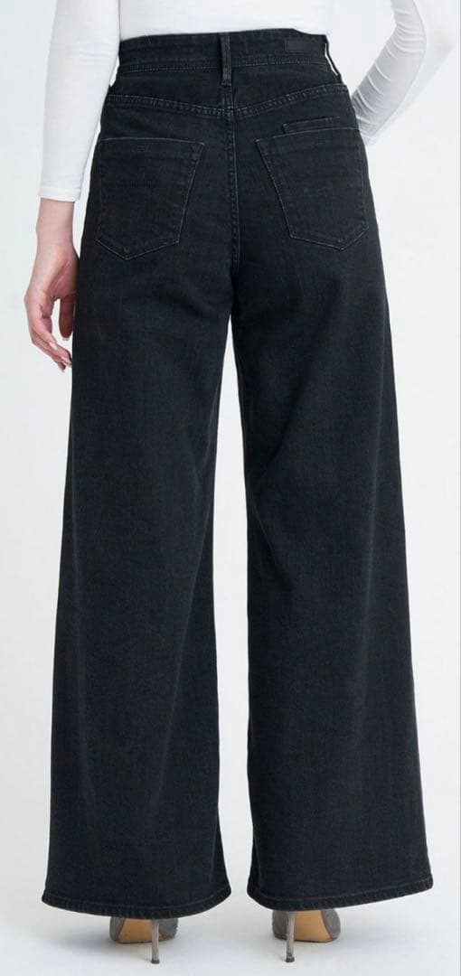 ヤヌーク　ブラック ワイドデニム