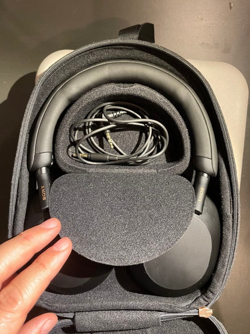 【ほぼ新品】SONY WH-1000XM5 ブラック