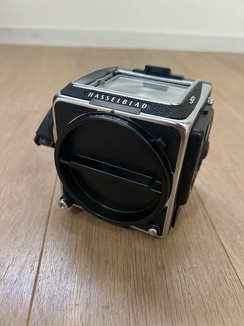 Hasselblad 203FE ボディのみ