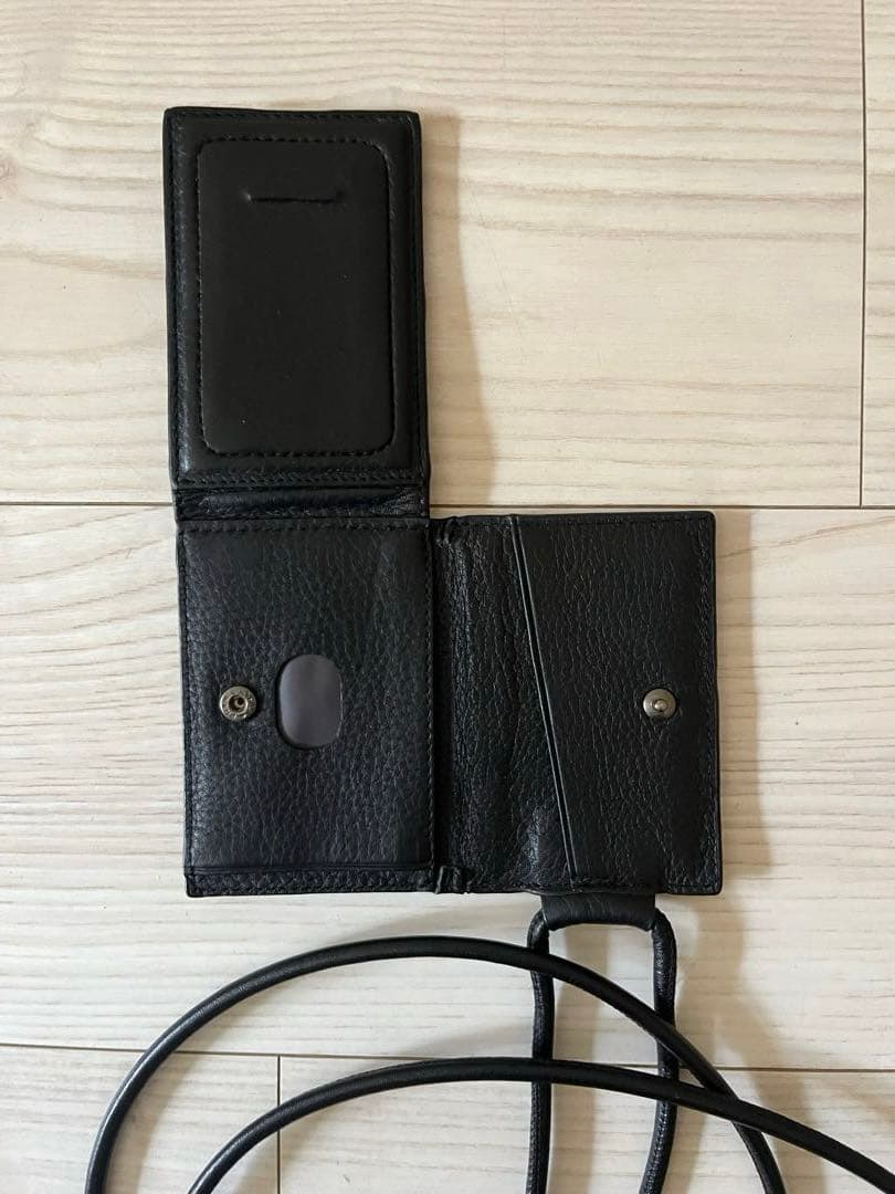 【美品】objcts.io土屋鞄 レザー シボ革 ストラップ一体型ウォレット