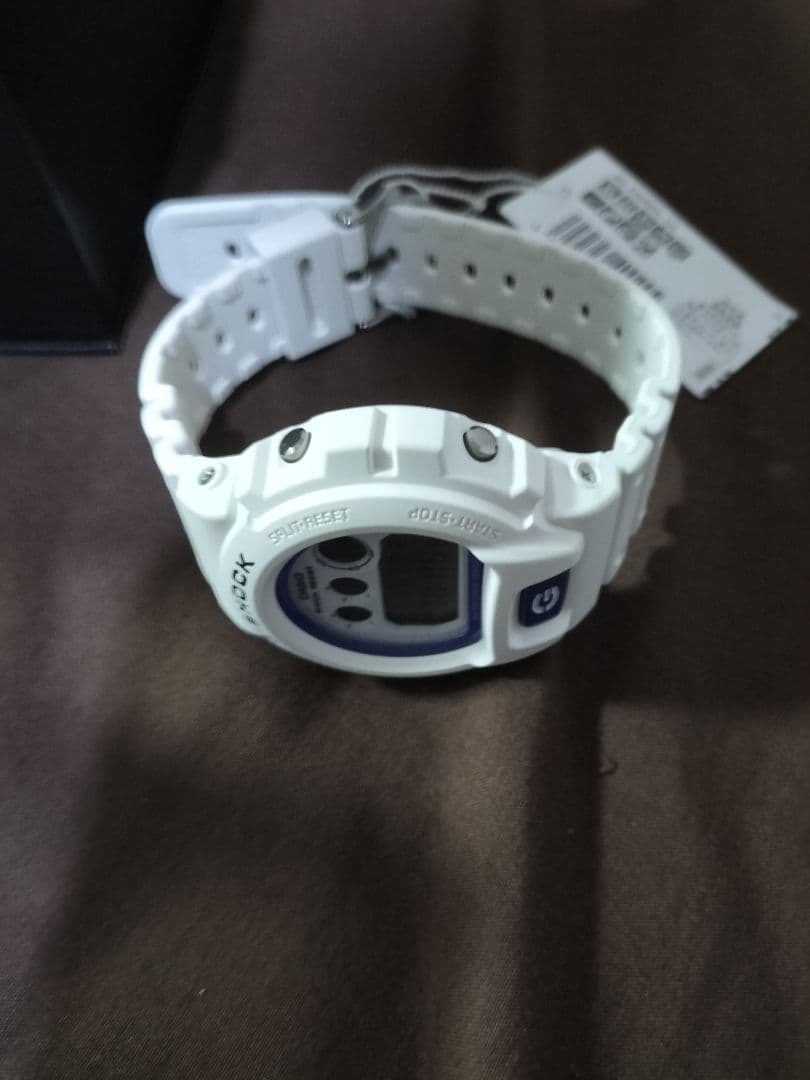 G-SHOCK DW-6900HDS-7JF ホワイト