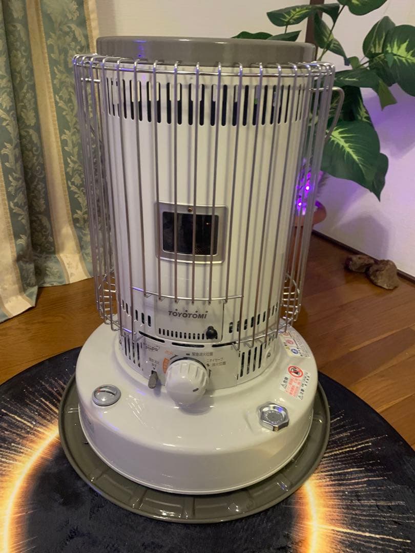 TOYOTOMI トヨトミ KS-67H(W) ホワイト