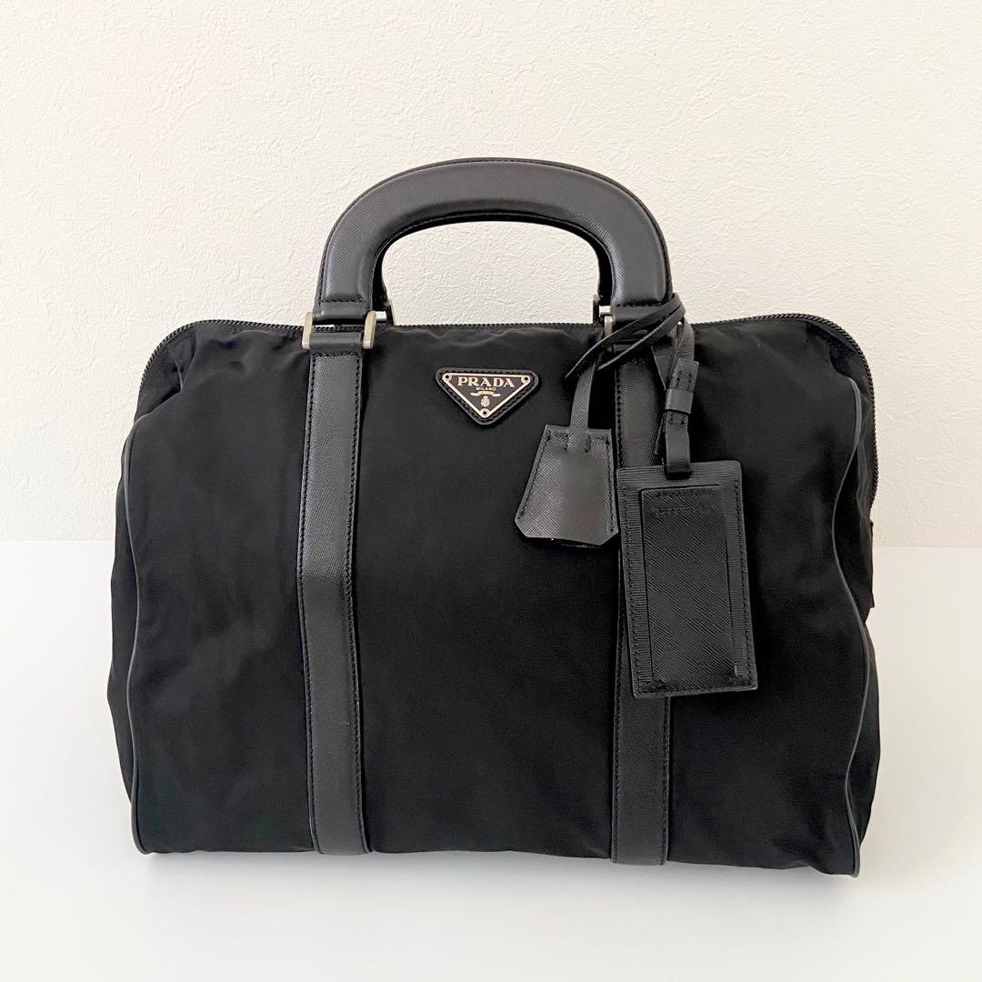 美品　PRADA ボストンバッグ　ナイロン　ブラック　サフィアーノ　三角プレート