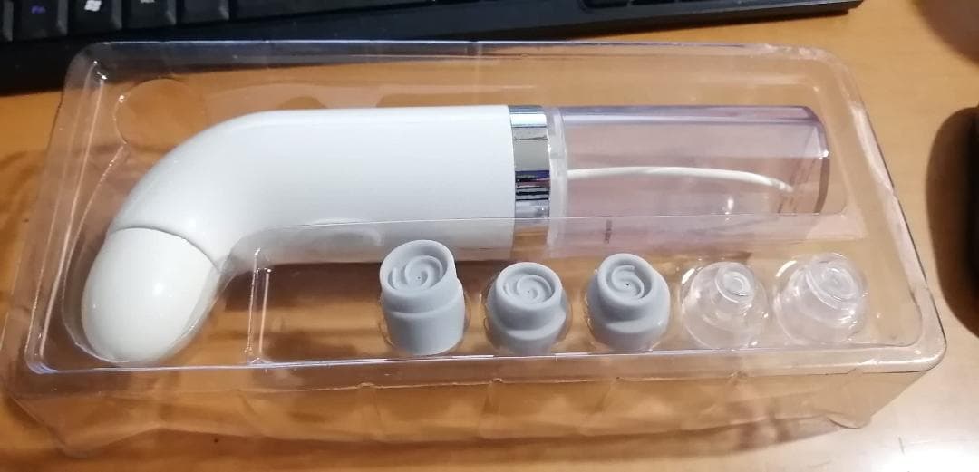 美顔器 美容液対応 真空吸引技術 毛穴吸引器 6種類吸引 水流式