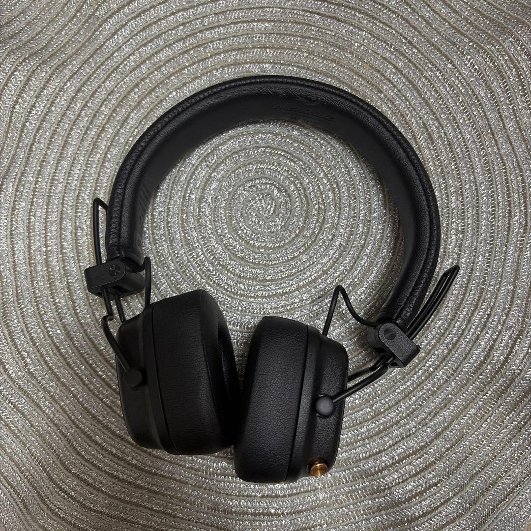 Marshall ワイヤレスヘッドホン IV ブラック