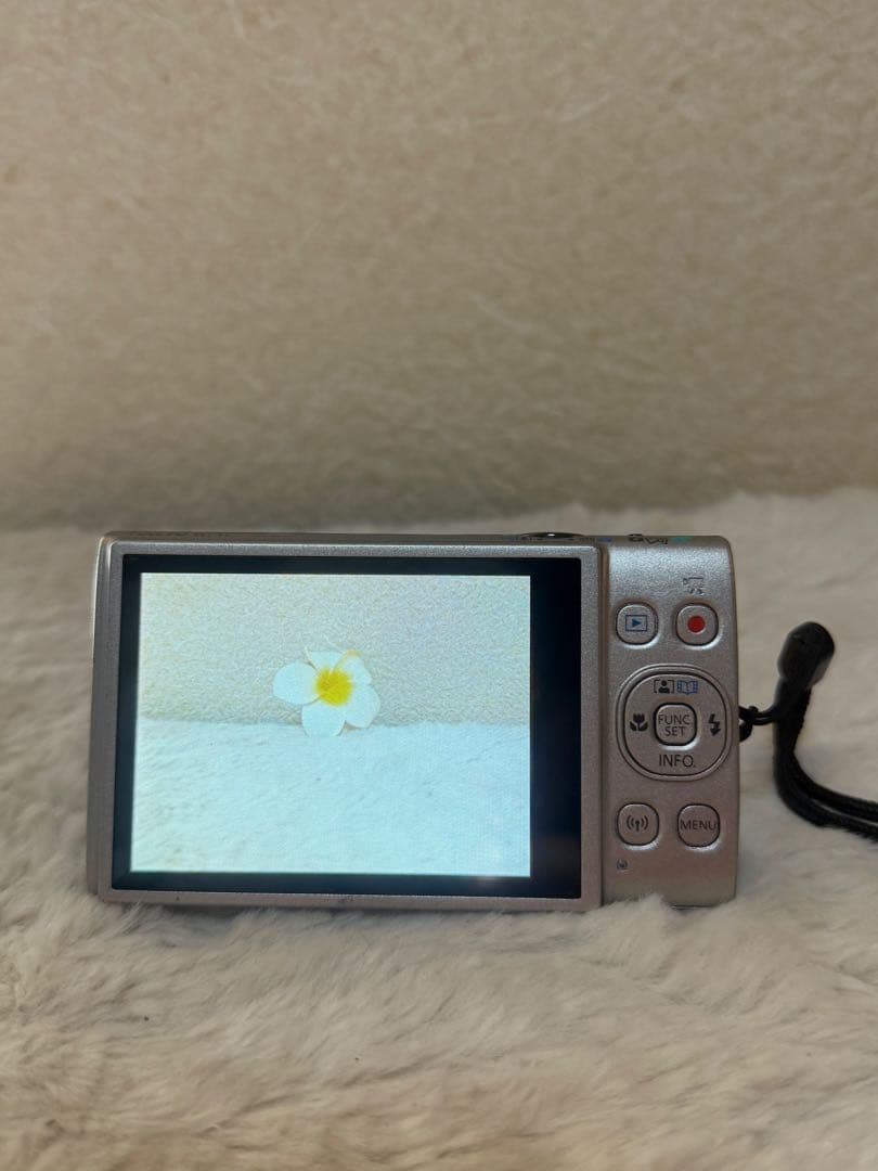 Canon IXY 650 シルバー コンパクトデジタルカメラ