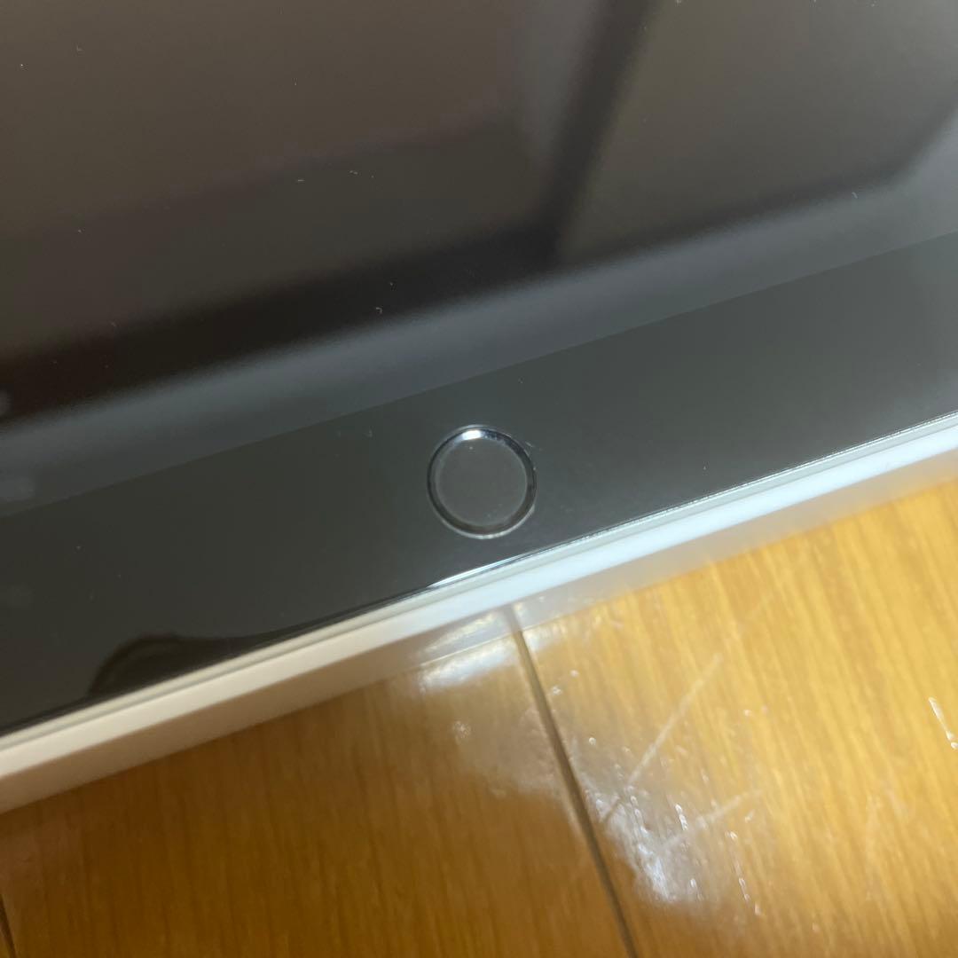 iPad (第9世代) 64GB Wi-Fiモデル　シルバー