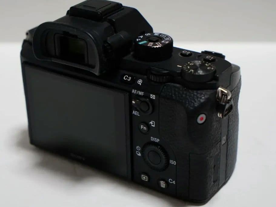 年明けセール！機関良好！ショット数 17973回！ SONY α7RII