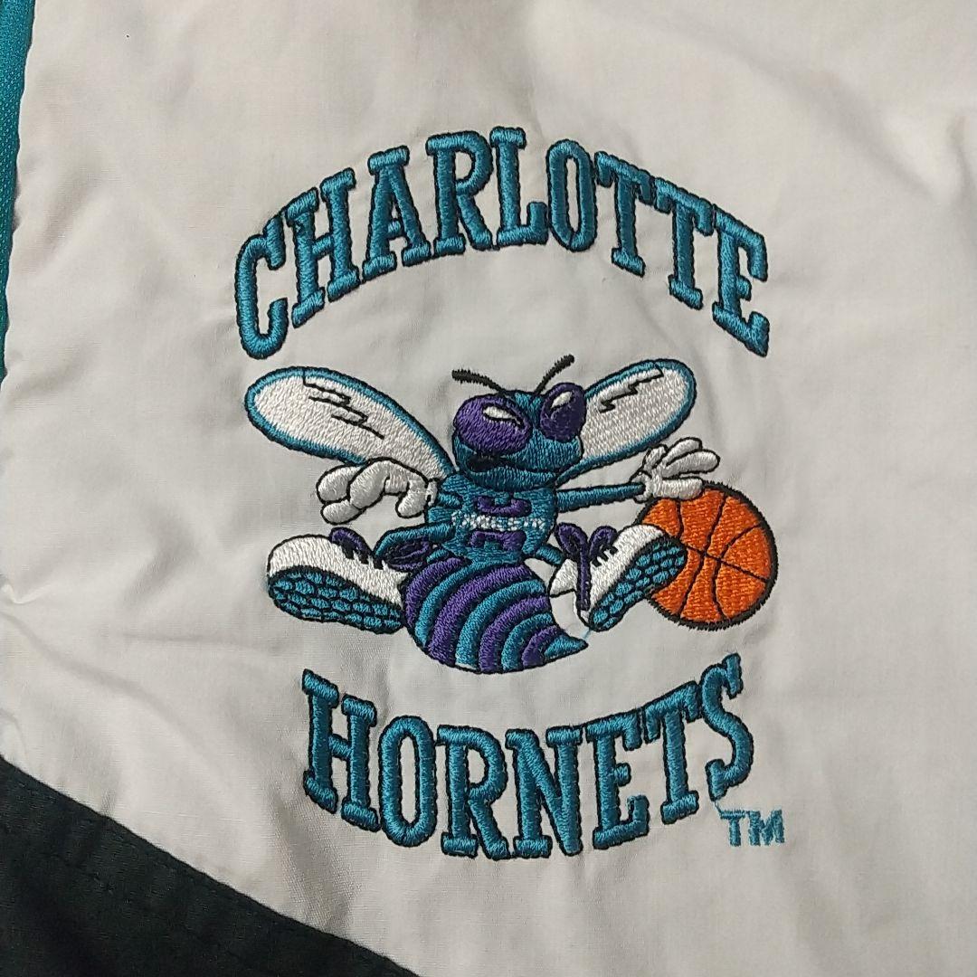 希少デザイン☆プロプレイヤー NBA シャーロットホーネッツ ナイロンジャケット