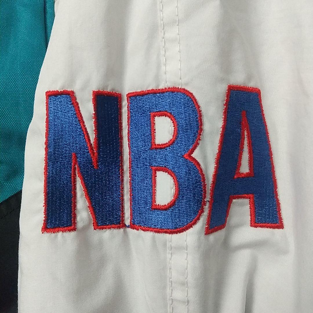 希少デザイン☆プロプレイヤー NBA シャーロットホーネッツ ナイロンジャケット