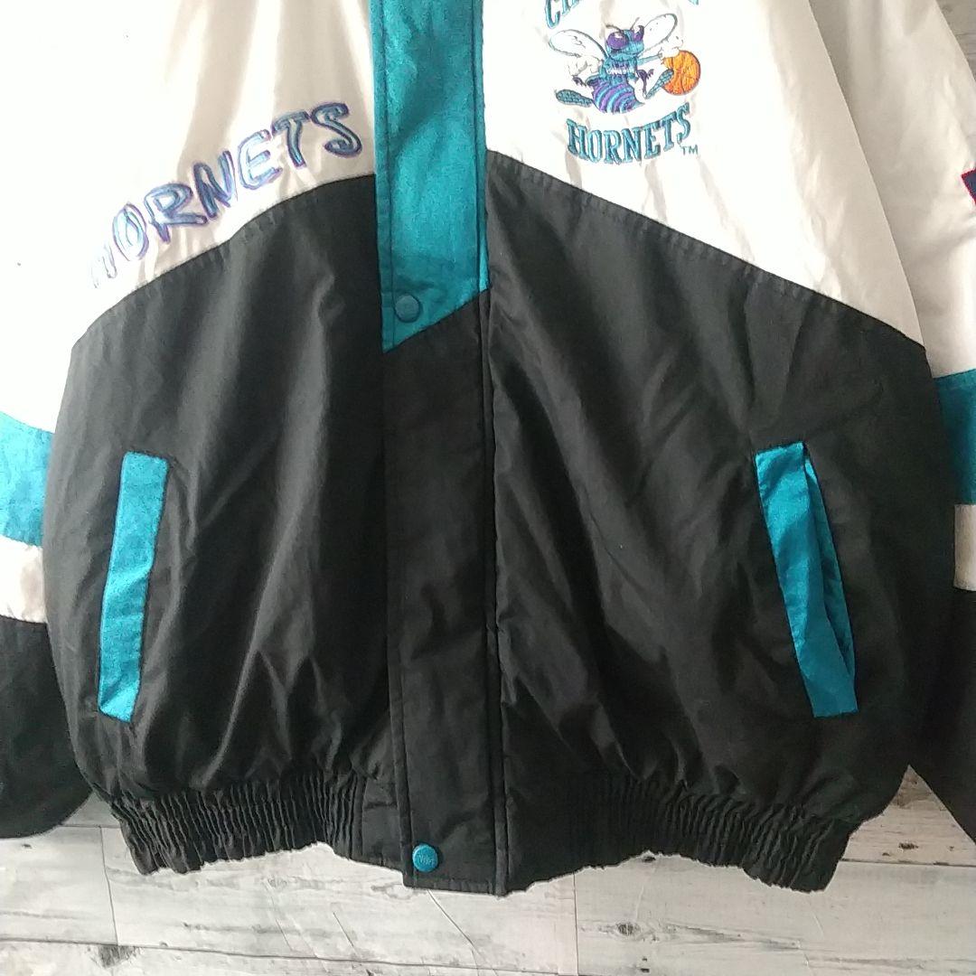 希少デザイン☆プロプレイヤー NBA シャーロットホーネッツ ナイロンジャケット