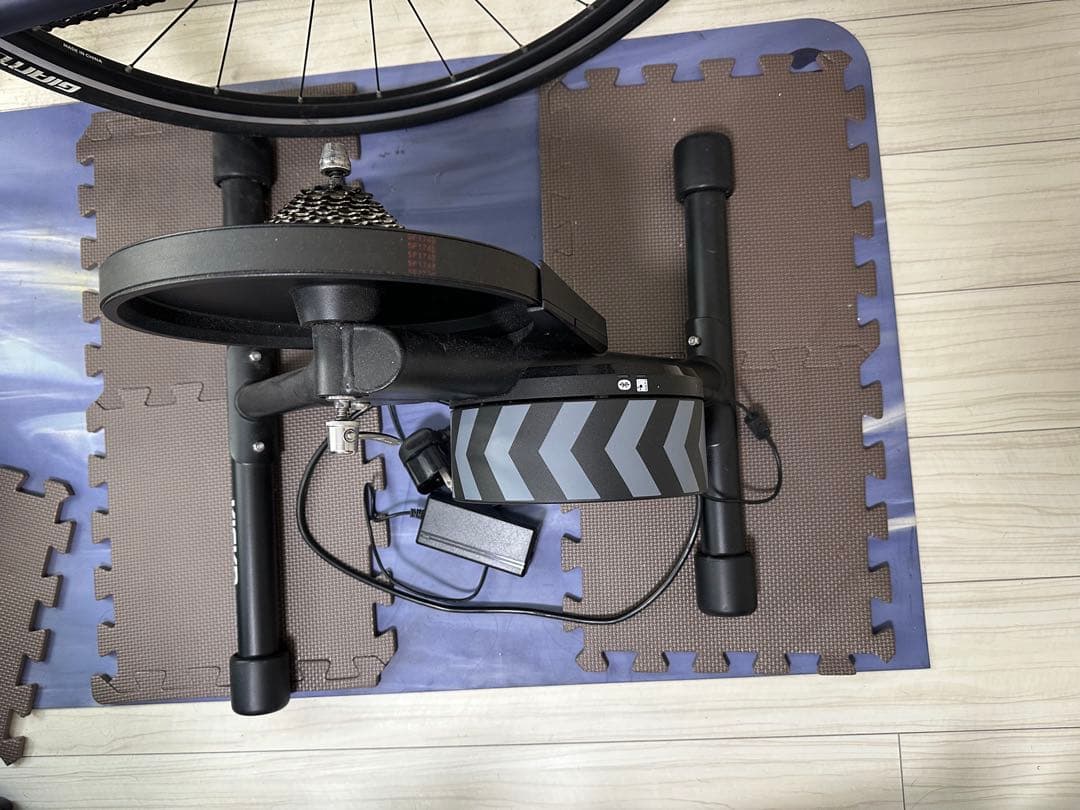 WAHOO キッカー　ズイフト