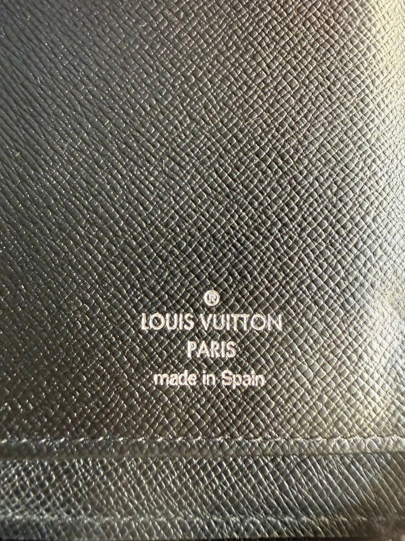 黒 ダミエパターン 長財布