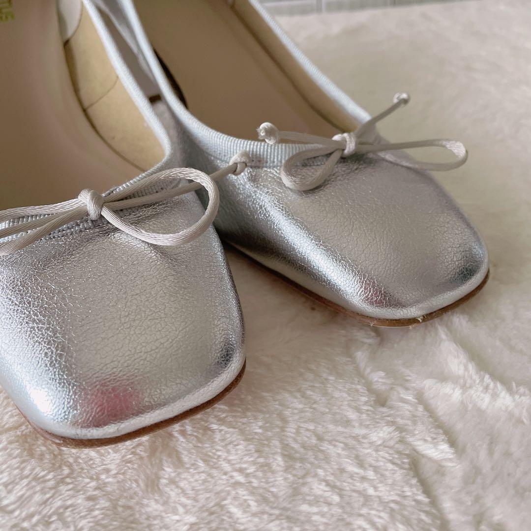 シロクマ様極美品‪☆STATUS for TOCCAコラボシルバーパンプスリボン