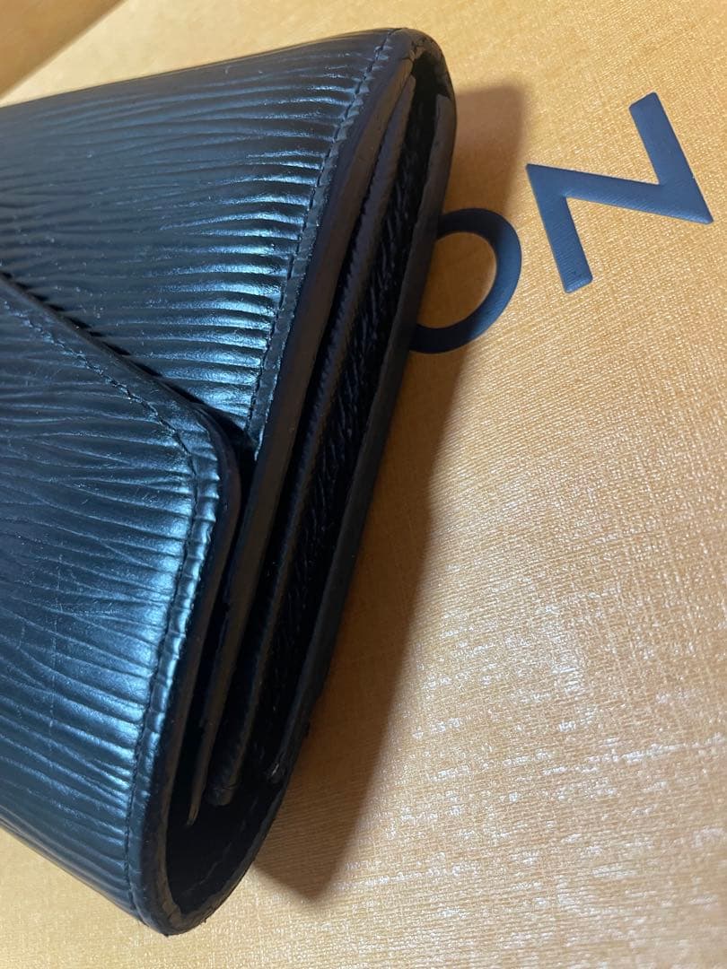 で*ん様 ❤️Louis Vuitton❤️ エピレザー ブラック ロングウォレ