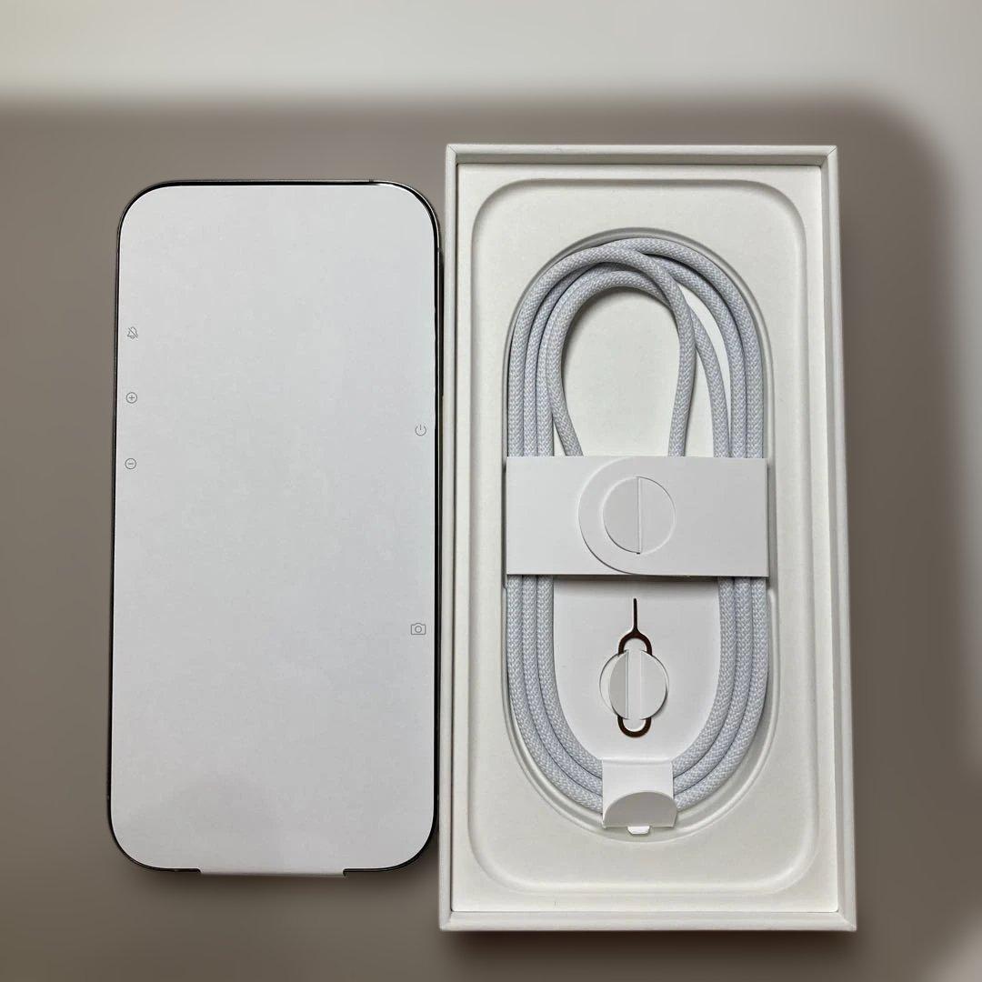 iPhone 16 Pro 128GB バッテリー98％ ナチュラルチタニウム