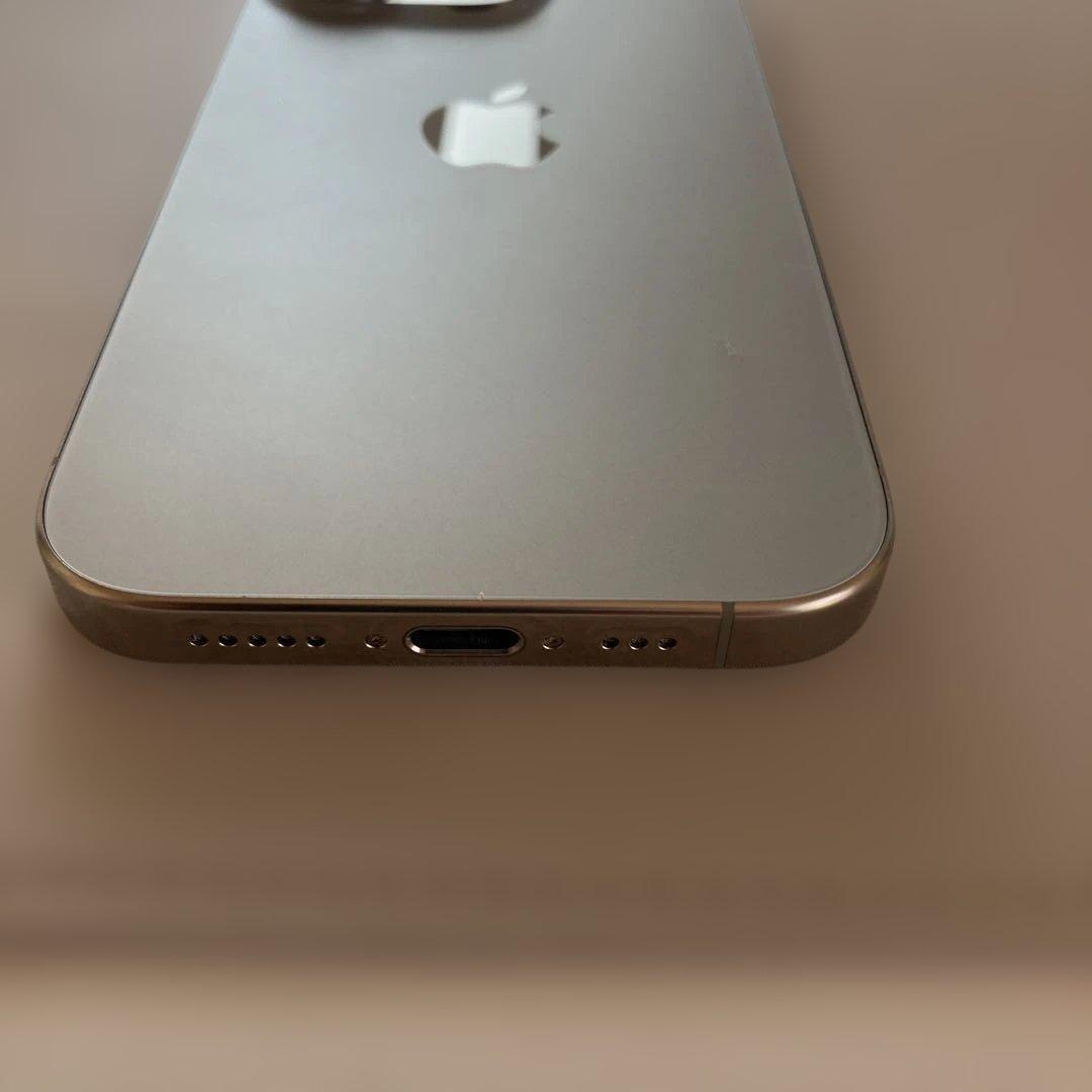 iPhone 16 Pro 128GB バッテリー98％ ナチュラルチタニウム