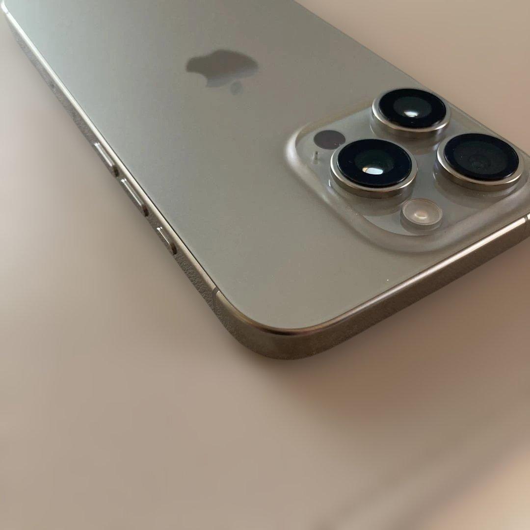 iPhone 16 Pro 128GB バッテリー98％ ナチュラルチタニウム